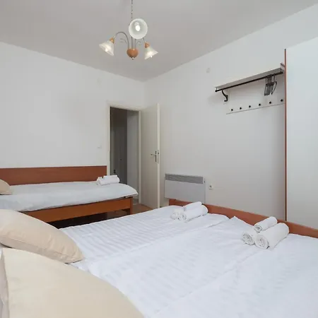 Val 2 Апартаменты *